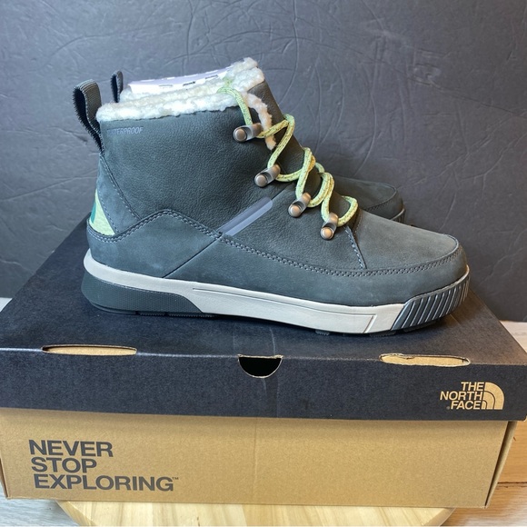 The North Face Shoes - The North Face Women’s Sierra Mid Lace Waterproof Boots Size 7.5 New!!